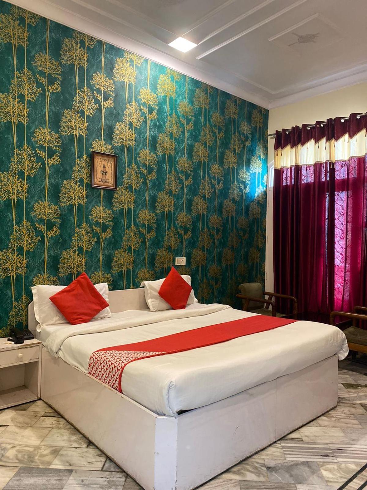 Haridarshan 50 Footsteps From Golden Temple Hotel Amritsar